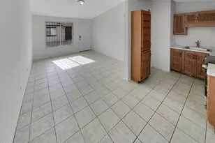 3646 N 69th Ave, Phoenix, AZ 85033 - Photo 11