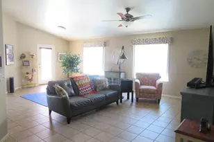 977 Montrose Ave, Sierra Vista, AZ 85635 - Photo 1