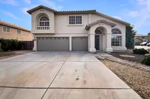 433 E Lakeview Dr, San Tan Valley, AZ 85143 - Photo 1