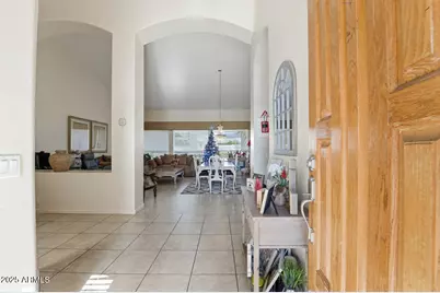 7150 W Dreyfus Drive, Peoria, AZ 85381 - Photo 7