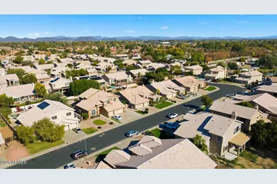 7150 W Dreyfus Drive, Peoria, AZ 85381 - Photo 51