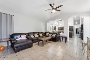 7150 W Dreyfus Dr, Peoria, AZ 85381 - Photo 17