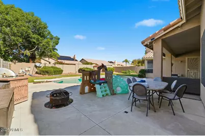 7150 W Dreyfus Drive, Peoria, AZ 85381 - Photo 37