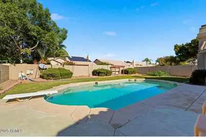 7150 W Dreyfus Drive, Peoria, AZ 85381 - Photo 35