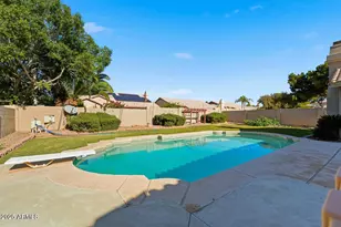 7150 W Dreyfus Dr, Peoria, AZ 85381 - Photo 35