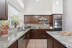 7150 W Dreyfus Dr, Peoria, AZ 85381 - Photo 13