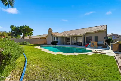 7150 W Dreyfus Drive, Peoria, AZ 85381 - Photo 37