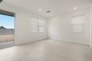 32974 N Vineyard Ave, San Tan Valley, AZ 85143 - Photo 13