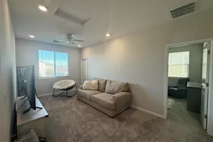 18140 W Daley Ln, Surprise, AZ 85387 - Photo 7