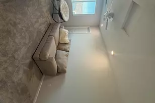 18140 W Daley Ln, Surprise, AZ 85387 - Photo 7