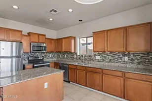 440 W Wisteria Pl, Chandler, AZ 85248 - Photo 3