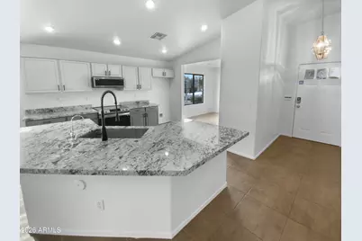 12813 N 140th Drive, Surprise, AZ 85379 - Photo 7