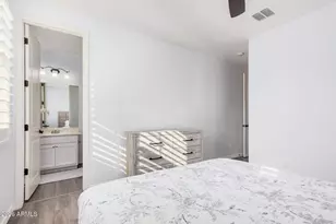 836 E Gary Ln, Phoenix, AZ 85042 - Photo 21
