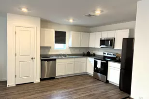 9933 W Concordia Dr, Arizona City, AZ 85123 - Photo 5