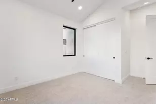 6323 N 10th Dr, Phoenix, AZ 85013 - Photo 27