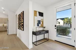 6323 N 10th Dr, Phoenix, AZ 85013 - Photo 9