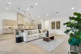 6323 N 10th Dr, Phoenix, AZ 85013 - Photo 11