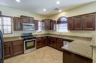 15359 W Columbine Dr, Surprise, AZ 85379 - Photo 11