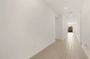 32883 N Vineyard Ave, San Tan Valley, AZ 85143 - Photo 3