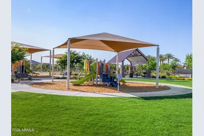 32883 N Vineyard Avenue, San Tan Valley, AZ 85143 - Photo 33