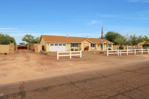 8120 W Williams Rd, Peoria, AZ 85383 - Photo 1