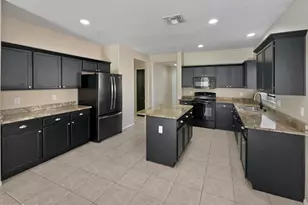 2853 E Cathy Dr, Gilbert, AZ 85296 - Photo 9