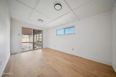 8608 E Whitton Avenue, Scottsdale, AZ 85251 - Photo 9