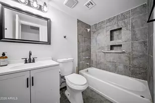 8608 E Whitton Ave, Scottsdale, AZ 85251 - Photo 11