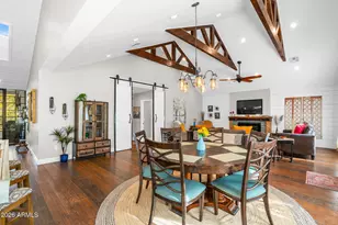 4402 E Turney Ave, Phoenix, AZ 85018 - Photo 11