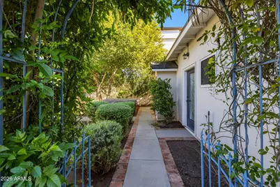 4402 E Turney Avenue, Phoenix, AZ 85018 - Photo 45