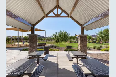 32869 N Vineyard Avenue, San Tan Valley, AZ 85143 - Photo 31