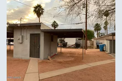 2242 N 29th Place #Apt 3, Phoenix, AZ 85008 - Photo 17