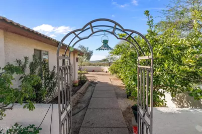 35675 S Calico Circle, Wickenburg, AZ 85390 - Photo 9