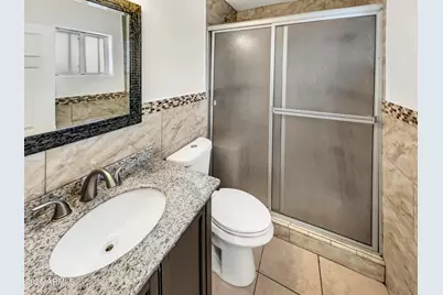 2002 N 58th Avenue, Phoenix, AZ 85035 - Photo 15
