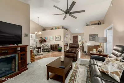 19426 N 84th Avenue, Peoria, AZ 85382 - Photo 9