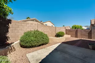 3024 E Blackhawk Dr, Phoenix, AZ 85050 - Photo 31