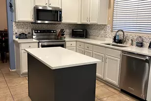 2204 W Alicia Dr, Phoenix, AZ 85041 - Photo 7