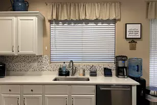 2204 W Alicia Dr, Phoenix, AZ 85041 - Photo 5