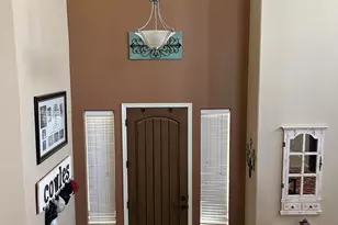 2204 W Alicia Dr, Phoenix, AZ 85041 - Photo 23