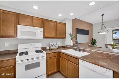 16800 E El Lago Boulevard #2072, Fountain Hills, AZ 85268 - Photo 7