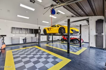 13041 N 17th Place, Phoenix, AZ 85022 - Photo 11