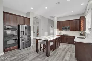 10226 E Lakeview Ave, Mesa, AZ 85209 - Photo 9