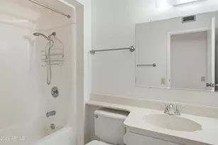 14016 N Palm Ridge Dr W, Sun City, AZ 85351 - Photo 17