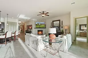 12381 W Gilia Way, Peoria, AZ 85383 - Photo 11