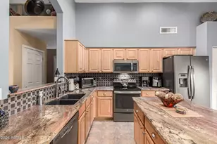 14912 W Lamoille Dr, Surprise, AZ 85374 - Photo 17