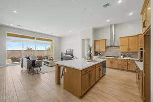 13635 W Crabapple Dr, Peoria, AZ 85383 - Photo 7
