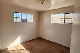 8749 N 30th Ave, Phoenix, AZ 85051 - Photo 7