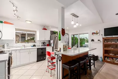 7344 N 11th Street, Phoenix, AZ 85020 - Photo 11