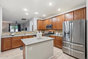 25879 N 163rd Dr, Surprise, AZ 85387 - Photo 13