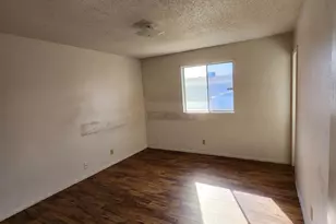 2532 W Columbine Dr, Phoenix, AZ 85029 - Photo 9